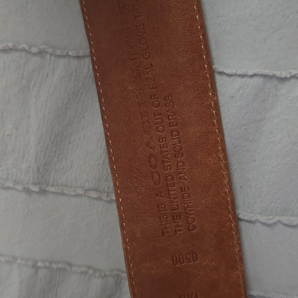 Coach Brown Leather Belt with Gold Buckle - Picture 2 of 7